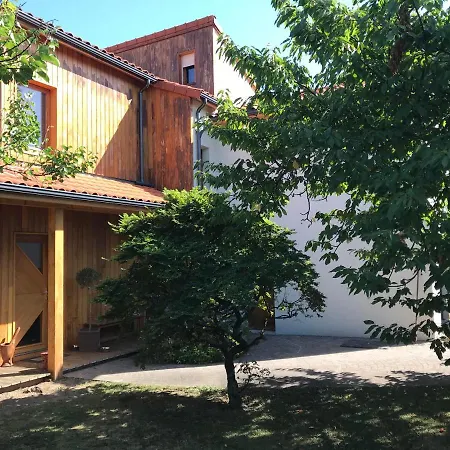 Δωμάτια σε οικογενειακή κατοικία Belle Dans Maison Tranquille